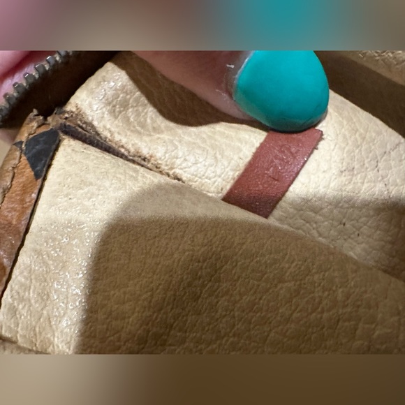 MCM Monogram Clutch - Picture 11 of 12